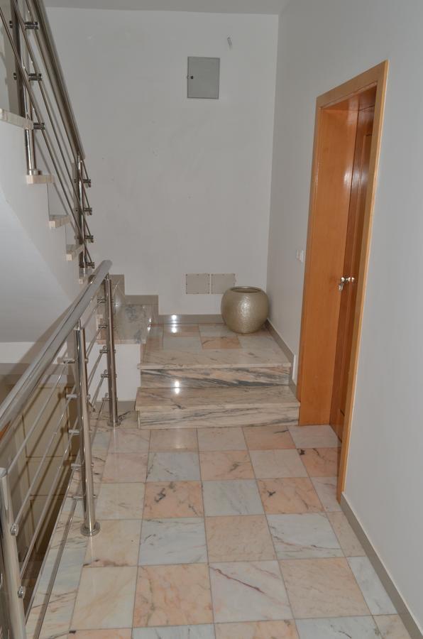 House Goncalves Apartment ปรายา ภายนอก รูปภาพ